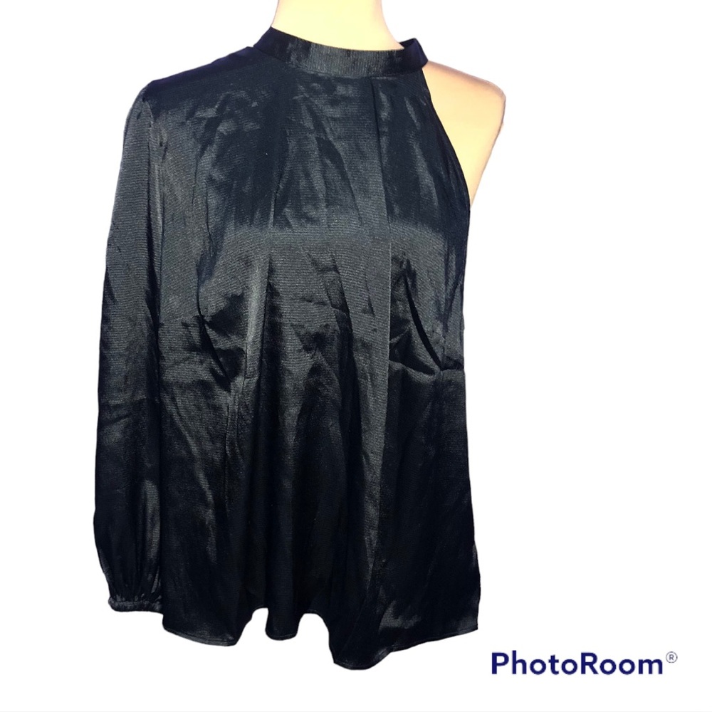 Who what wear satin like one sleeve blouse
